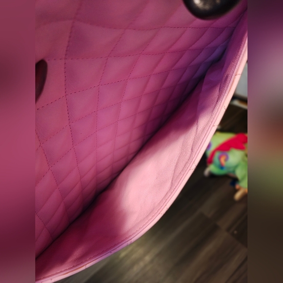 Chanel Cambon Pink and Black Quilted Leather Tote - Picture 12 of 13